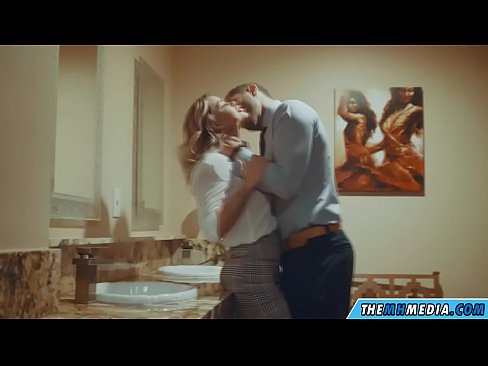 ❤️ Wanneer een rondborstige blondine je verleidt in een openbaar toilet ❤️ Quality sex at us nl.xxxnd.ru ☑